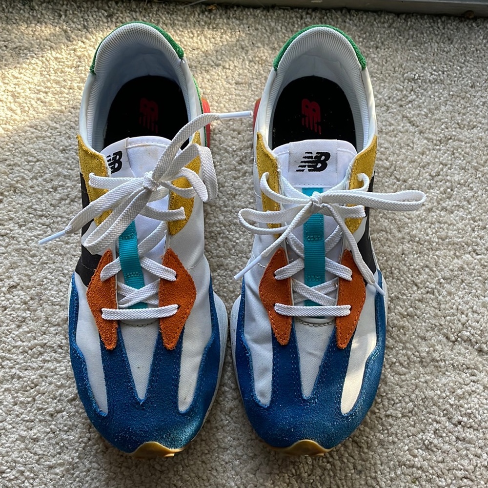 New Balance 327